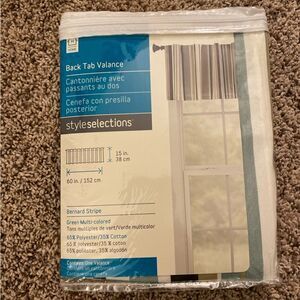 STYLE SELECTIONS Back Tab Valance 60” x 15” NWT Pattern: Bernard Stripe